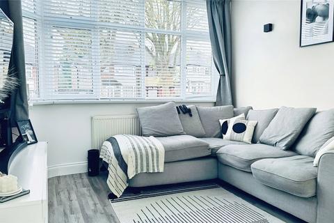 27 Broughton Crescent, Birmingham, B31 2SZ