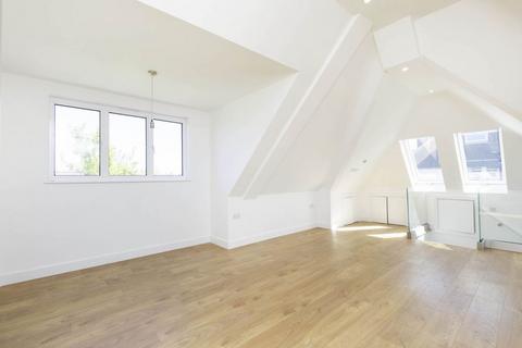 3 bedroom apartment to rent, NW3