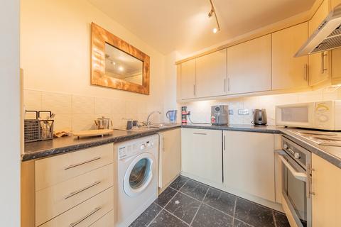 2 bedroom flat for sale, Wheeleys Lane, Birmingham B15