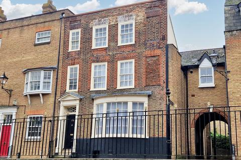 4 bedroom terraced house for sale, St Margaret's Banks Rochester