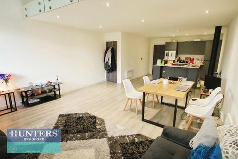 2 bedroom apartment for sale, REF TN - Conditioning House, Cape Street, Bradford, West Yorkshire, BD1 4QZ