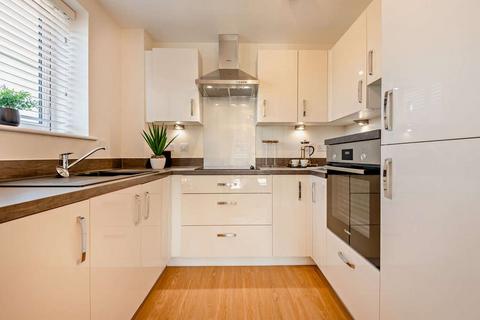 2 bedroom retirement property for sale, Apartment 29 at Casterbridge Court 32 London Rd, Dorchester DT1