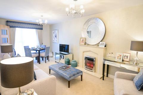 2 bedroom retirement property for sale, Apartment 39 at Lancer House Butt Road, Colchester CO2