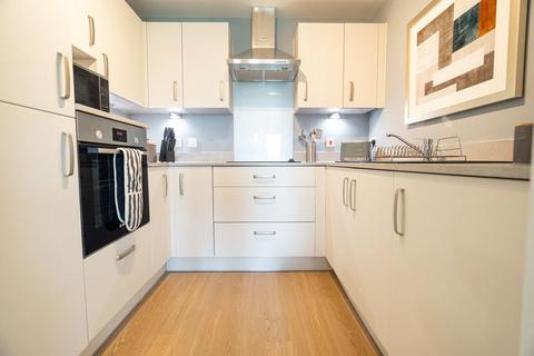 2 bedroom retirement property for sale, Apartment 23 at Gordon Court Flood Lane, Bridport DT6