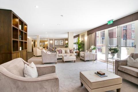 2 bedroom retirement property for sale, Apartment 21 at Augustus House Station Parade, Virginia Water GU25