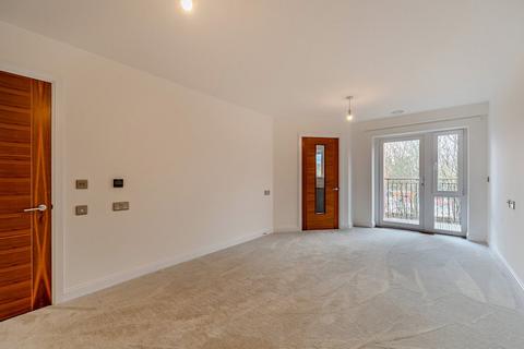 2 bedroom retirement property for sale, Apartment 37 at Augustus House Station Parade, Virginia Water GU25