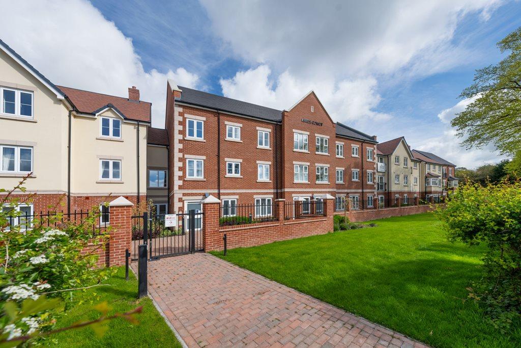 Knox Court External   Entrance from Bilton Road