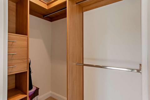 1 bedroom retirement property for sale, Apartment 15 at Samuel House 1B Westpole Avenue, Oakwood EN4
