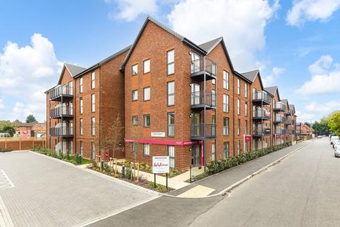 1 bedroom retirement property for sale, Apartment 1 at Gentian Place Lester Road, Aylesbury HP20