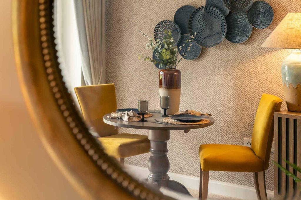 Show home dining area
