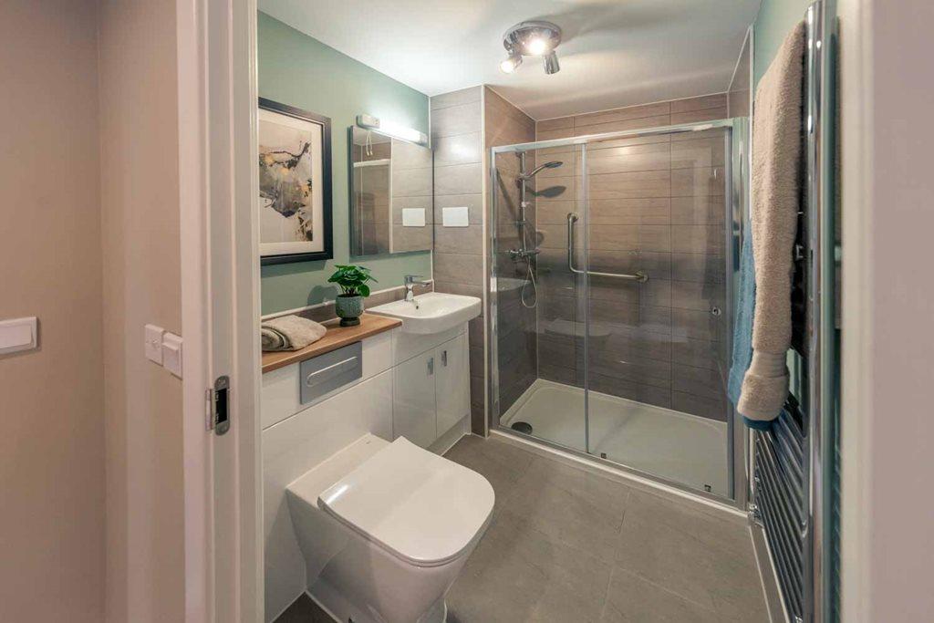 Show Apartment Bathroom