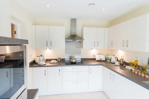 2 bedroom retirement property for sale, Apartment 39 at Goldwyn House Studio Way, Borehamwood WD6