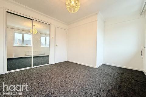 2 bedroom terraced house to rent, Basalt Close, Walsall