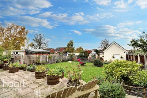 2 bedroom semi-detached bungalow for sale, Sunnyside, Edenthorpe, Doncaster