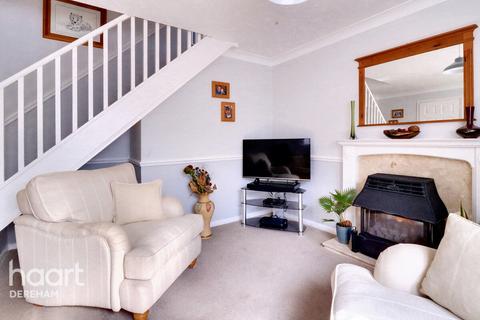 11 Bulrush Close, Scarning, Dereham, NR19 2UE