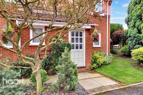 3 bedroom detached house for sale, Bulrush Close, Dereham