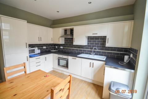 4 bedroom house to rent, Waverley Street, York