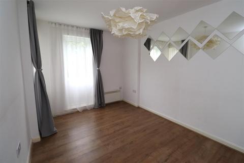 2 bedroom flat for sale, Wembley, Middlesex, HA9