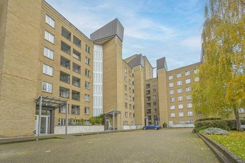 2 bedroom flat for sale, Dundee Wharf, E14, Tower Hamlets, London, E14