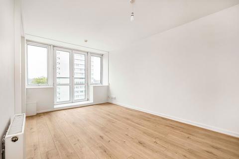 2 bedroom apartment for sale, Garratt Lane, London SW18