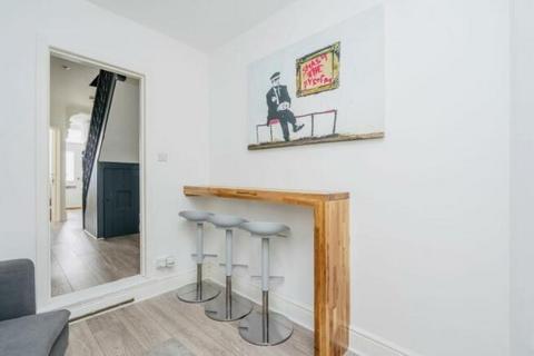 5 bedroom end of terrace house for sale, Westfield Road, Southsea