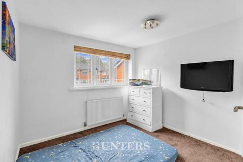 36 Armitage Close, Middleton, Manchester, M24 4PA