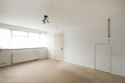 3 bedroom terraced house for sale, Ash Close, Slough