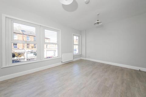 2 bedroom apartment for sale, Brockley Rise, Honor Oak Park, SE23