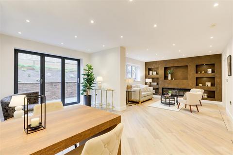 45 Bailey Drive, Nottingham, NG3 5US
