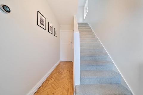 58 Acacia Avenue, Ruislip, HA4 8RG