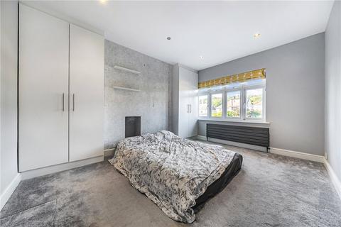 657 Rochester Way, London, SE9 1RJ