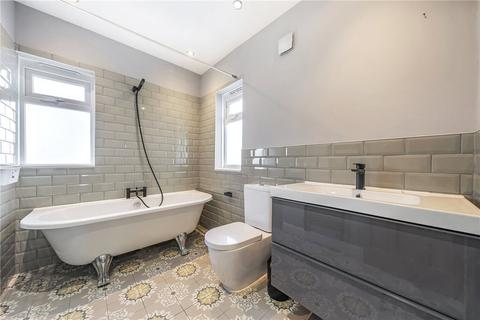 657 Rochester Way, London, SE9 1RJ