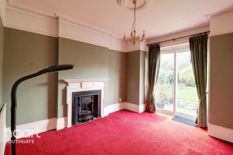 5 bedroom semi-detached house for sale, Springfield Road, London