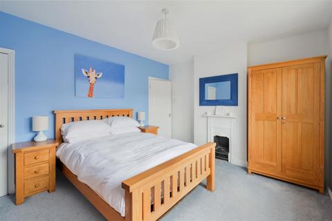 85 Albert Road, Epsom, KT17 4EQ