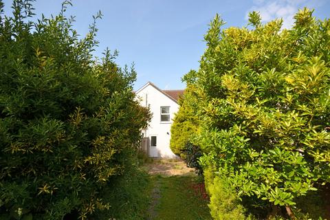 3 bedroom terraced house for sale, Essex Road, Bognor Regis