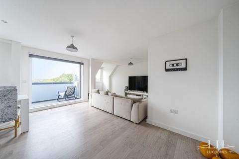 2 bedroom apartment for sale, Brick House, Romford