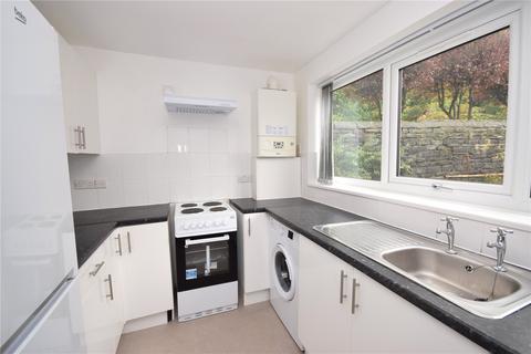 2 bedroom apartment to rent, Gledhow Wood Road, Leeds, West Yorkshire