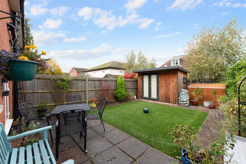 OSBORNE CLOSE, (12).jpg