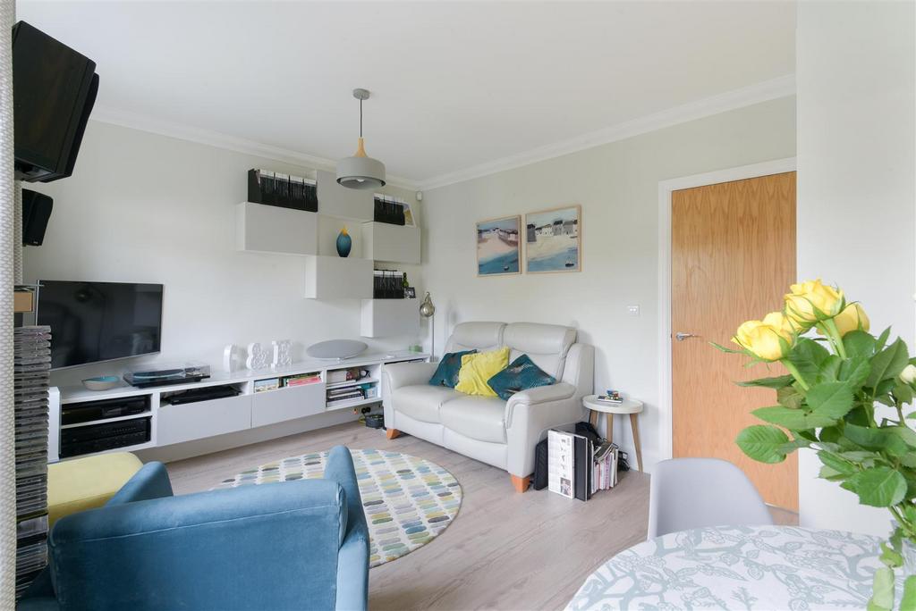 OSBORNE CLOSE, (10).jpg