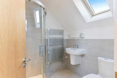 2 Osborne Close, Epsom, KT17 4BE