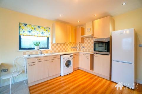 2 bedroom flat for sale, Abberton Grange