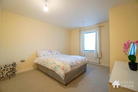 2 bedroom flat for sale, Abberton Grange