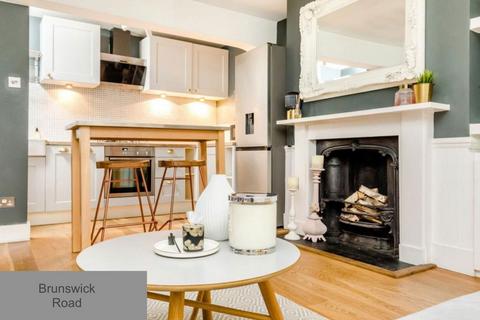 2 bedroom flat for sale, Brunswick Road, Hove, BN3 1DG