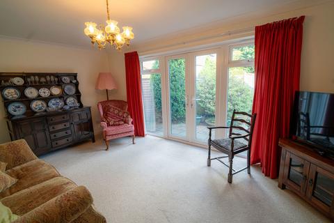 1a Cropthorne Road, Shirley, Solihull, B90 3JW