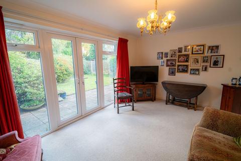 1a Cropthorne Road, Shirley, Solihull, B90 3JW