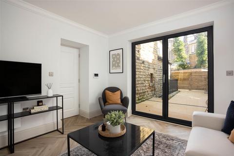 undefined, Wood Lane, Leeds LS6