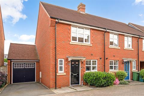 2 bedroom semi-detached house for sale, Walnut Tree Close, Winslow, Buckinghamshire, MK18