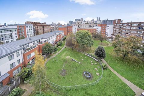 1 bedroom flat for sale, 2 Weatherley Close, London E3