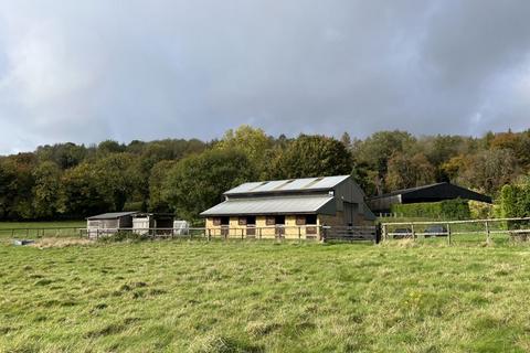 3 bedroom equestrian property for sale, Gatton Park Road, Reigate