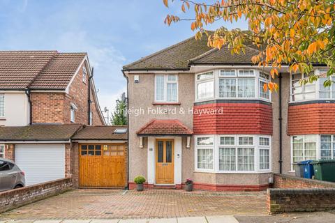 4 bedroom semi-detached house for sale, Summit Close, Southgate